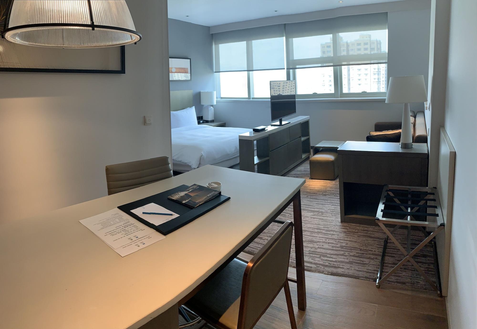 Отель Hyatt House Yinchuan Yuecaicheng Экстерьер фото