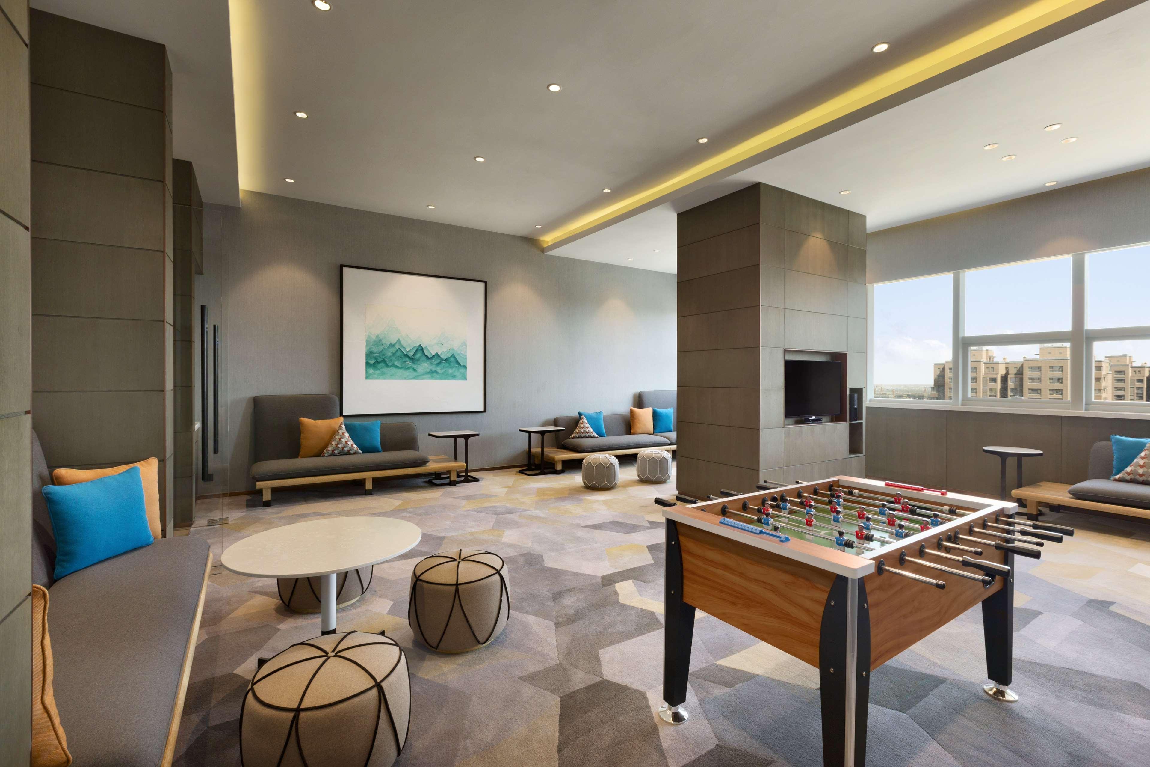 Отель Hyatt House Yinchuan Yuecaicheng Экстерьер фото