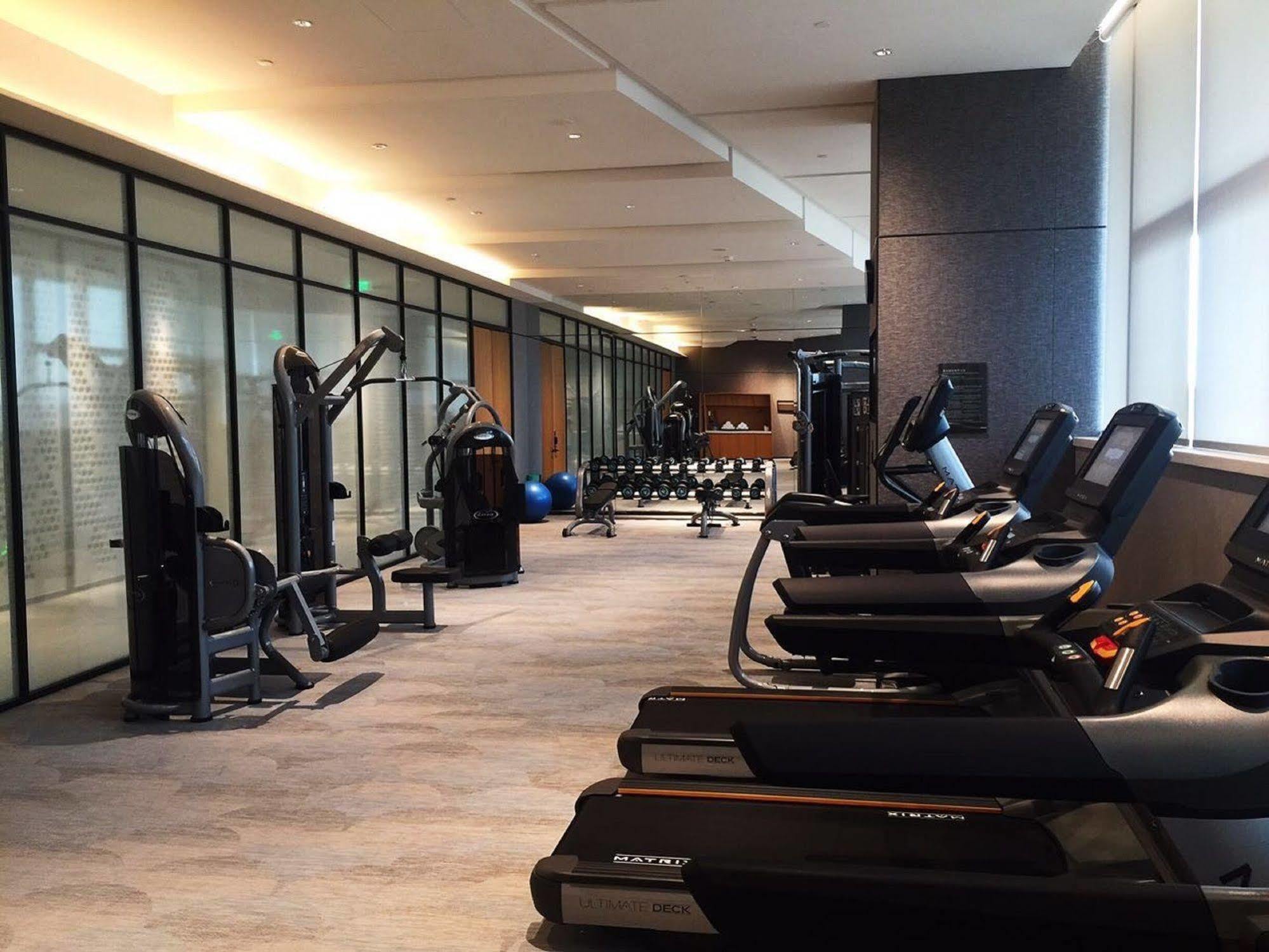 Отель Hyatt House Yinchuan Yuecaicheng Экстерьер фото
